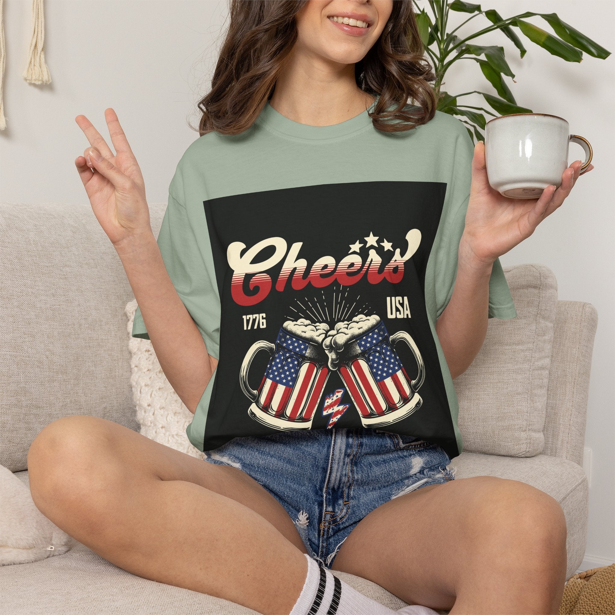 Cheers USA T-Shirt — Patriotic Beer Mugs Graphic Tee (1776)