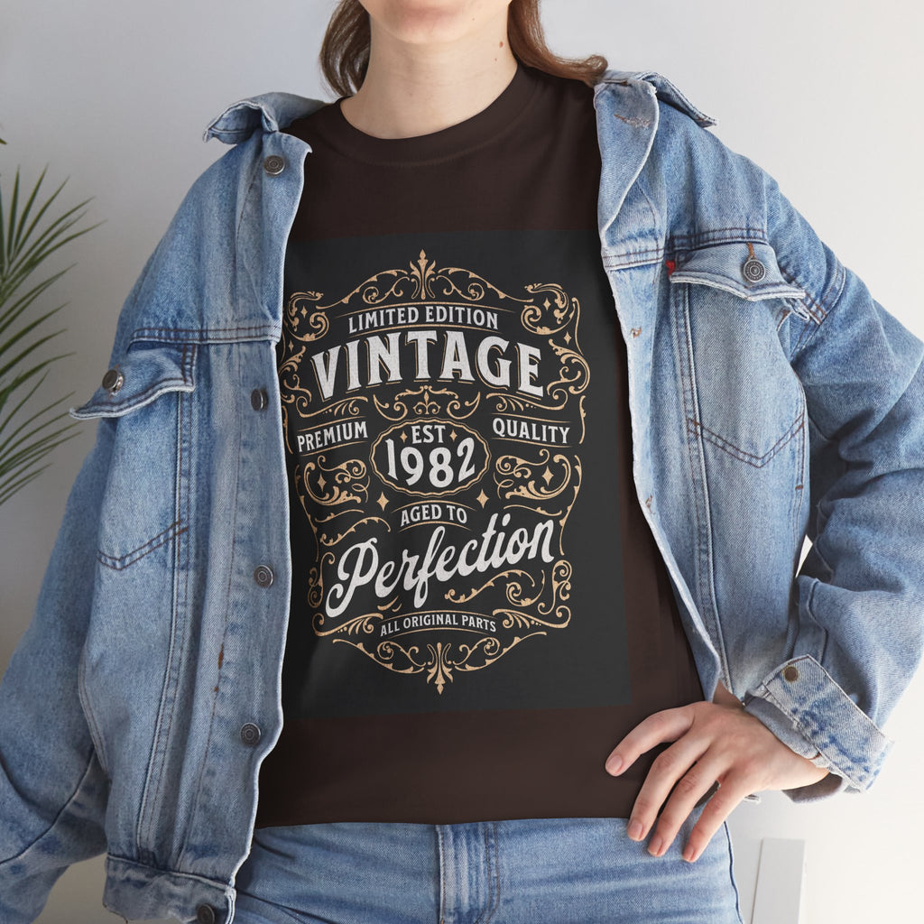 Vintage 1982 T-Shirt – Limited Edition Retro Birthday Gift