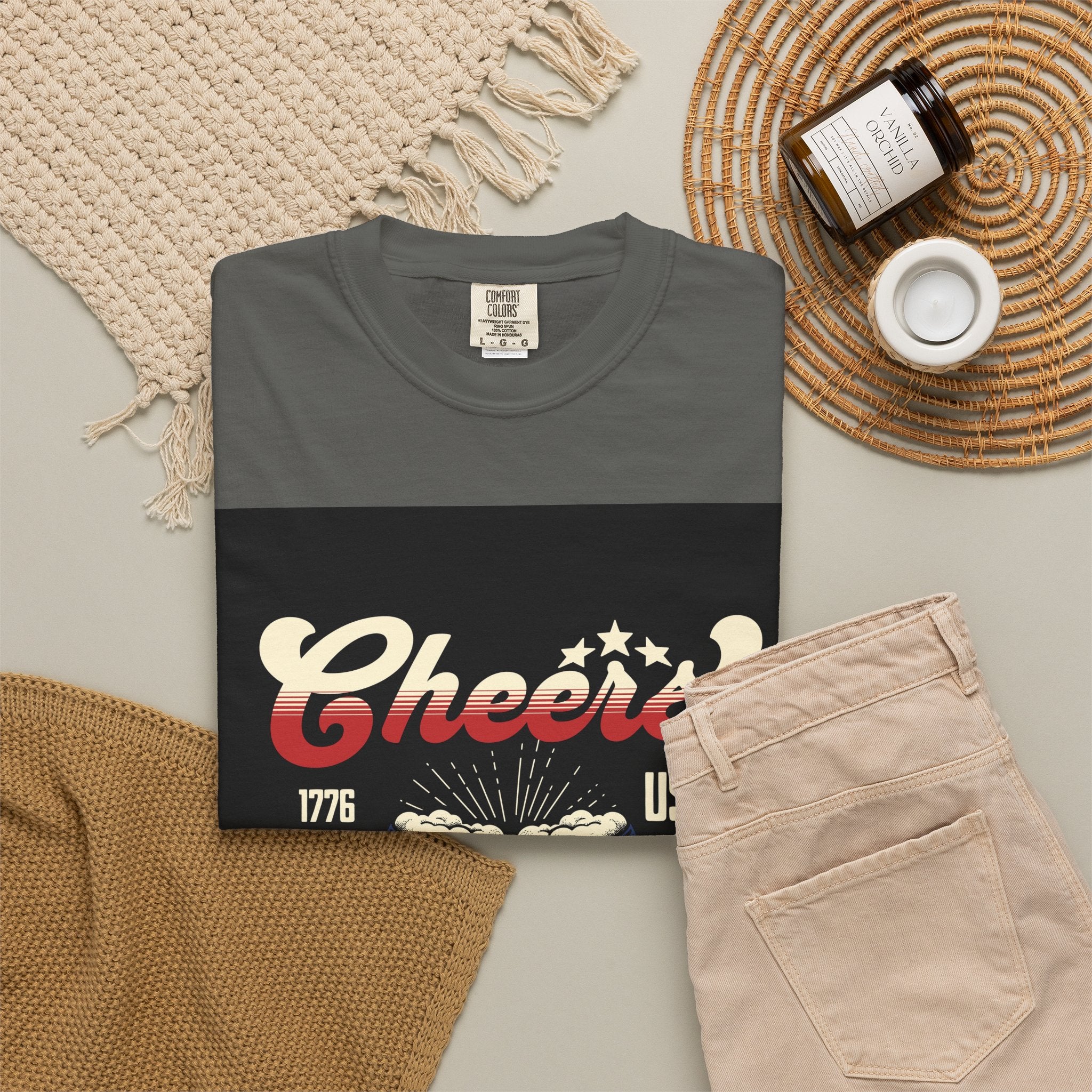 Cheers USA T-Shirt — Patriotic Beer Mugs Graphic Tee (1776)