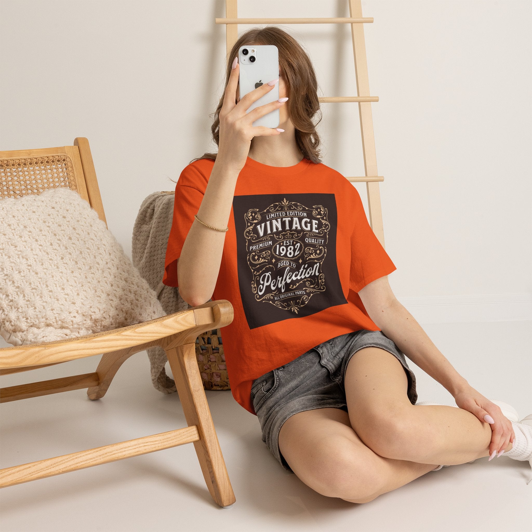 Vintage 1982 T-Shirt – Limited Edition Retro Birthday Gift