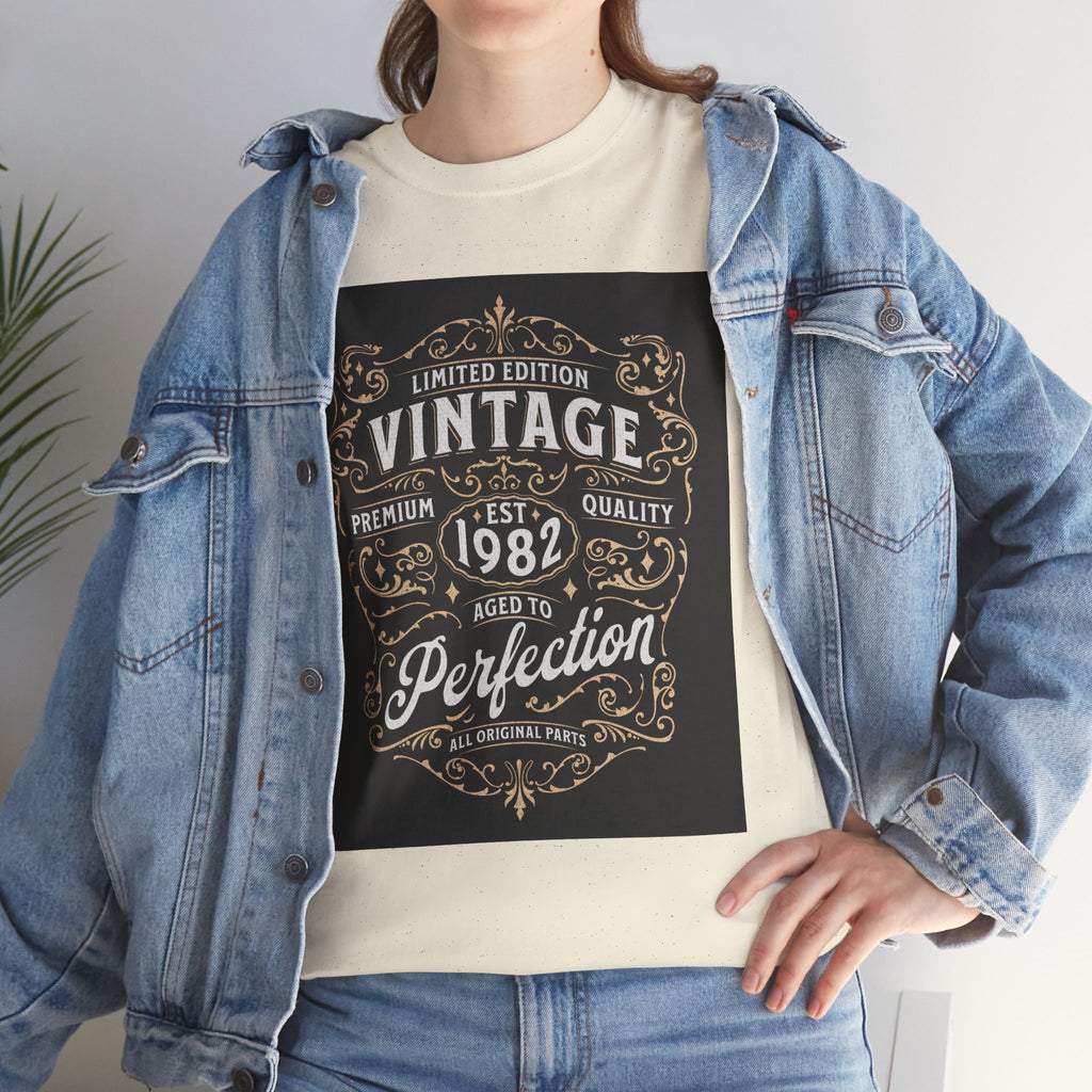 Vintage 1982 T-Shirt – Limited Edition Retro Birthday Gift