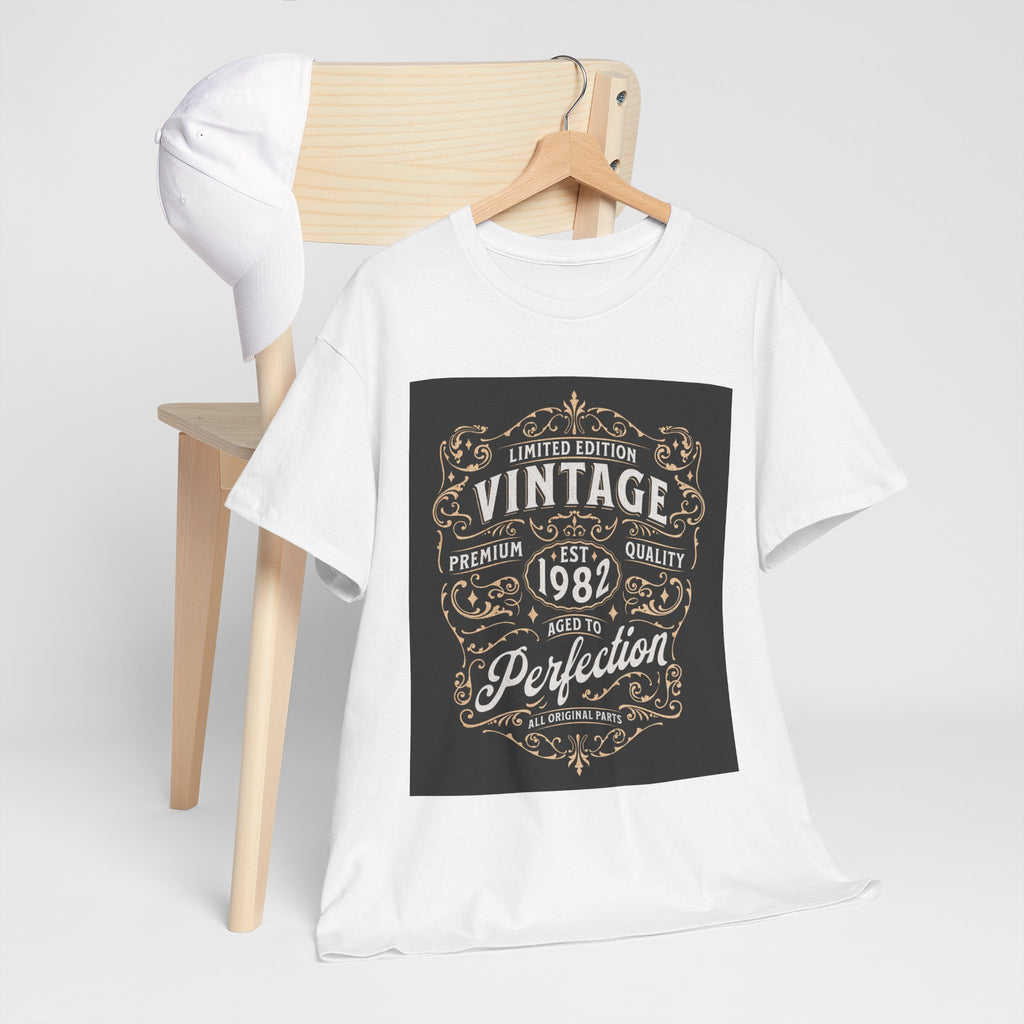 Vintage 1982 T-Shirt – Limited Edition Retro Birthday Gift